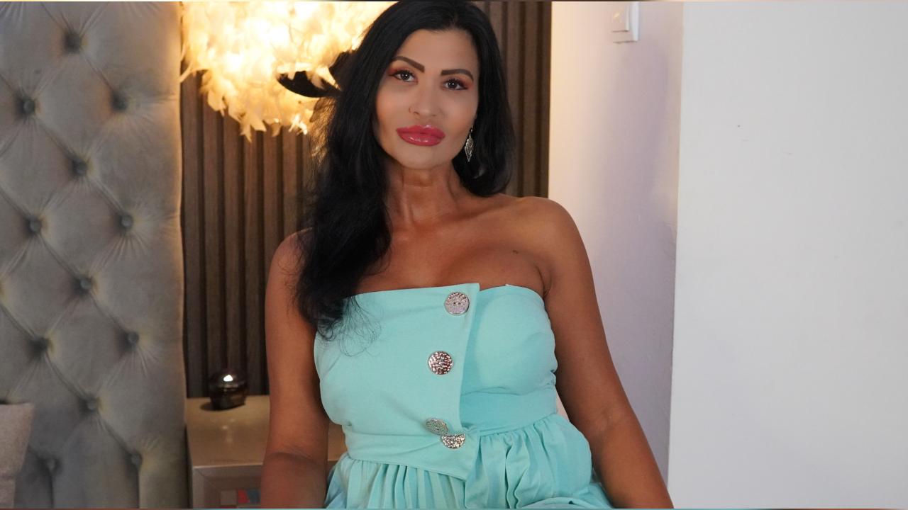 Webcam chat profile for IrisDark: Bondage & discipline