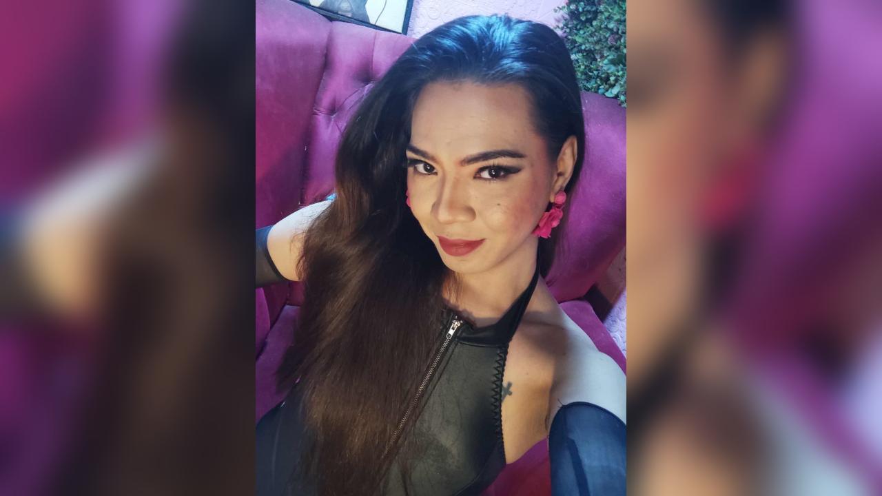 Webcam chat profile for HotSUMMER: Bondage & discipline