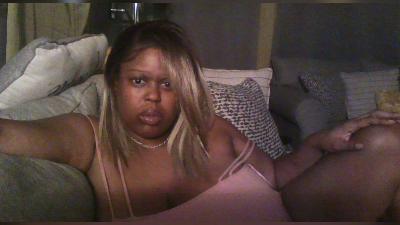 Webcam chat profile for ivy2hotty: Conversation