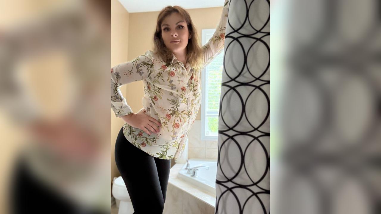 Webcam chat profile for SweetMillyGirl: Outfits