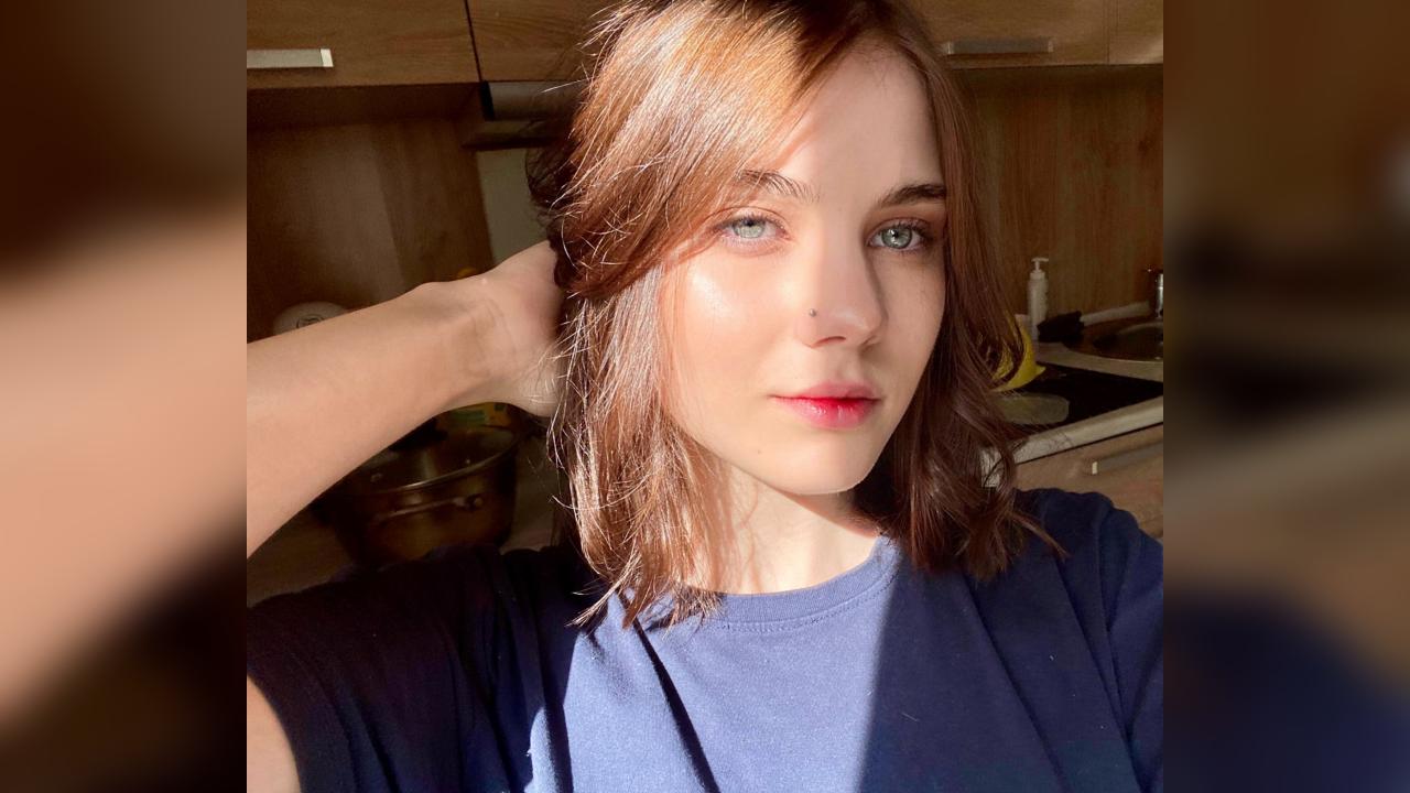 Webcam chat profile for AsyaSunshine: Outfits