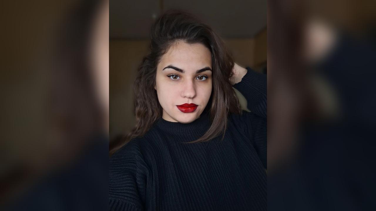 Webcam chat profile for Anietta: Outfits