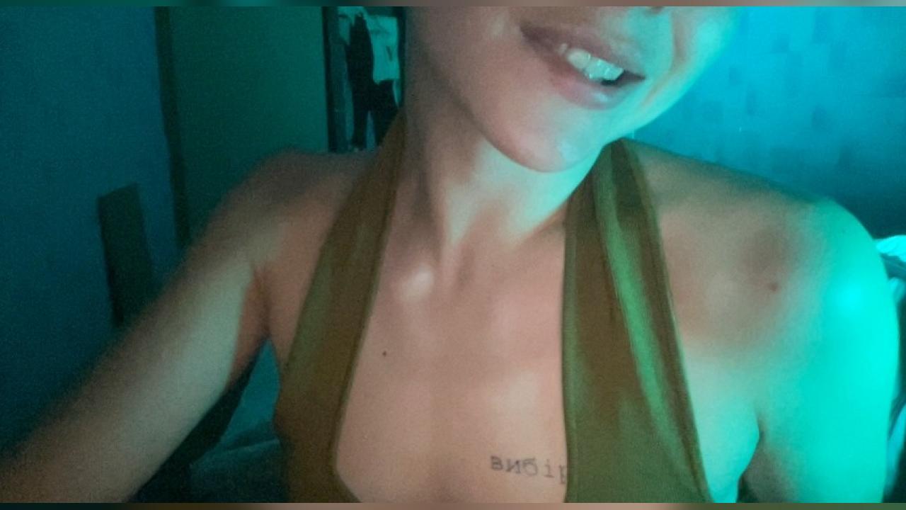 Webcam chat profile for 75soWet01: Cosplay