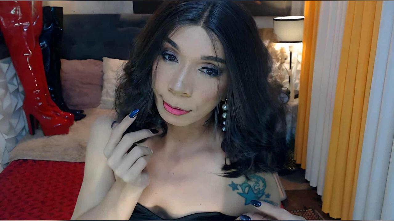 Webcam chat profile for CELINAFOX: Dominatrix