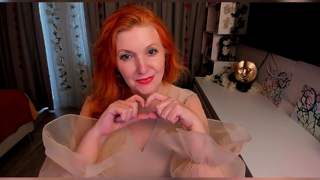 Webcam chat profile for AlmazFireFoxOne: Kissing