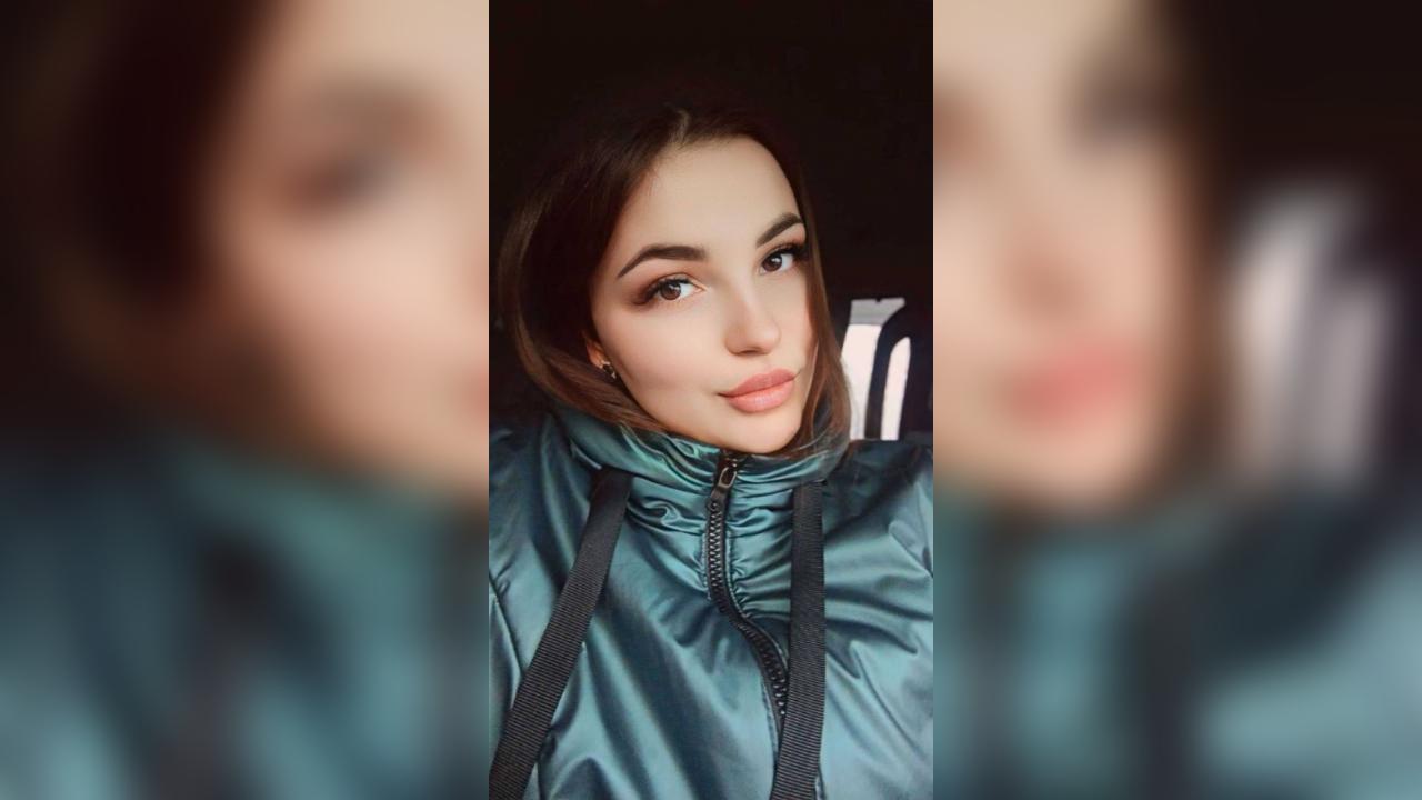 Webcam chat profile for KSsena: Ask about my Hobbies