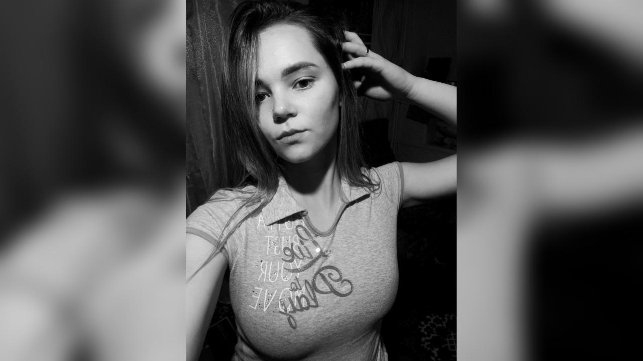 Webcam chat profile for Tavina: Dancing