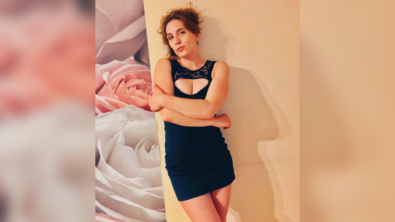 Webcam chat profile for KatieKiss: Outfits