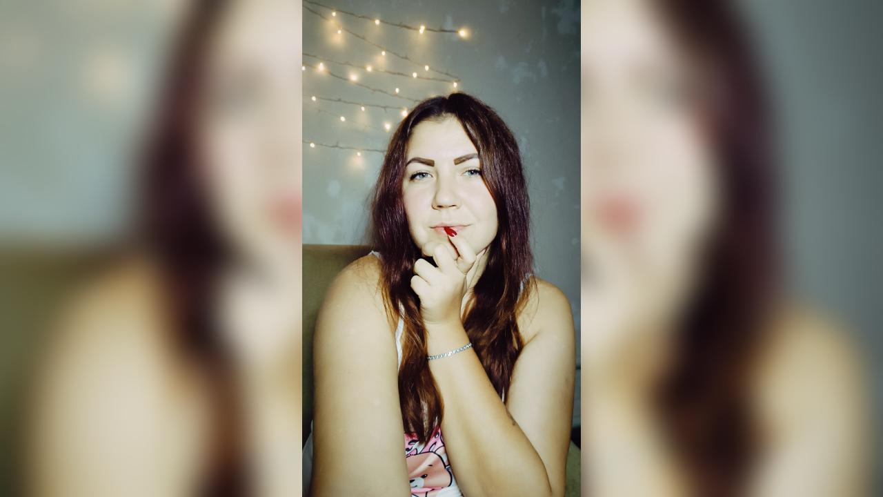 Webcam chat profile for Caryssa: Ask about my other interests