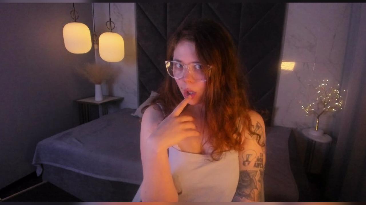 Webcam chat profile for SophiePure: Bondage & discipline