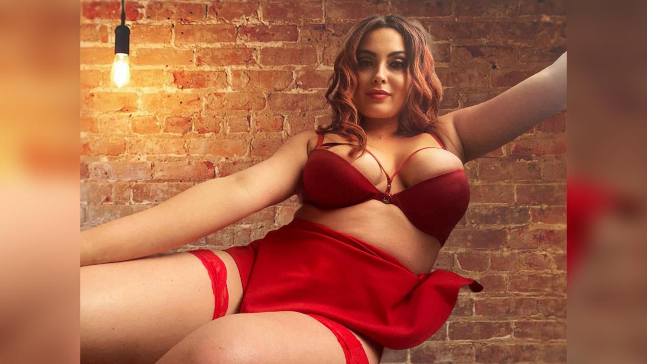 Webcam chat profile for MystischLea69: Dominatrix