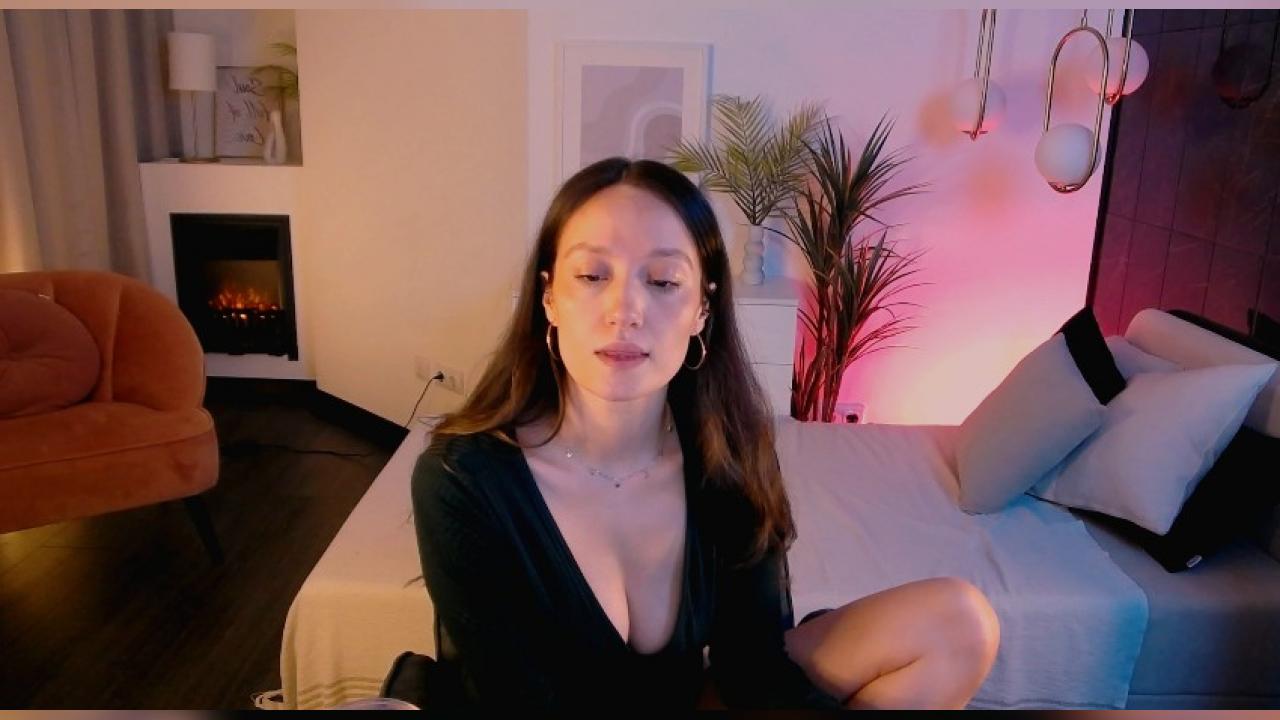 Webcam chat profile for AgnesGoddes: Legs, feet & shoes