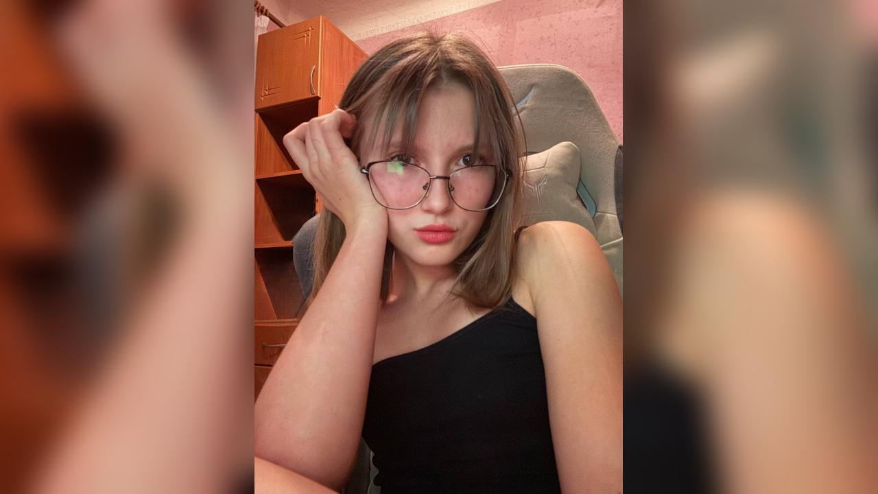 Webcam chat profile for MissSerenity: Ask about my Hobbies