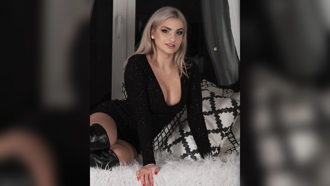 Webcam chat profile for Zay1a: Ask about my Hobbies