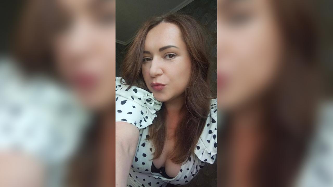 Webcam chat profile for LaniTa: Ask about my Hobbies