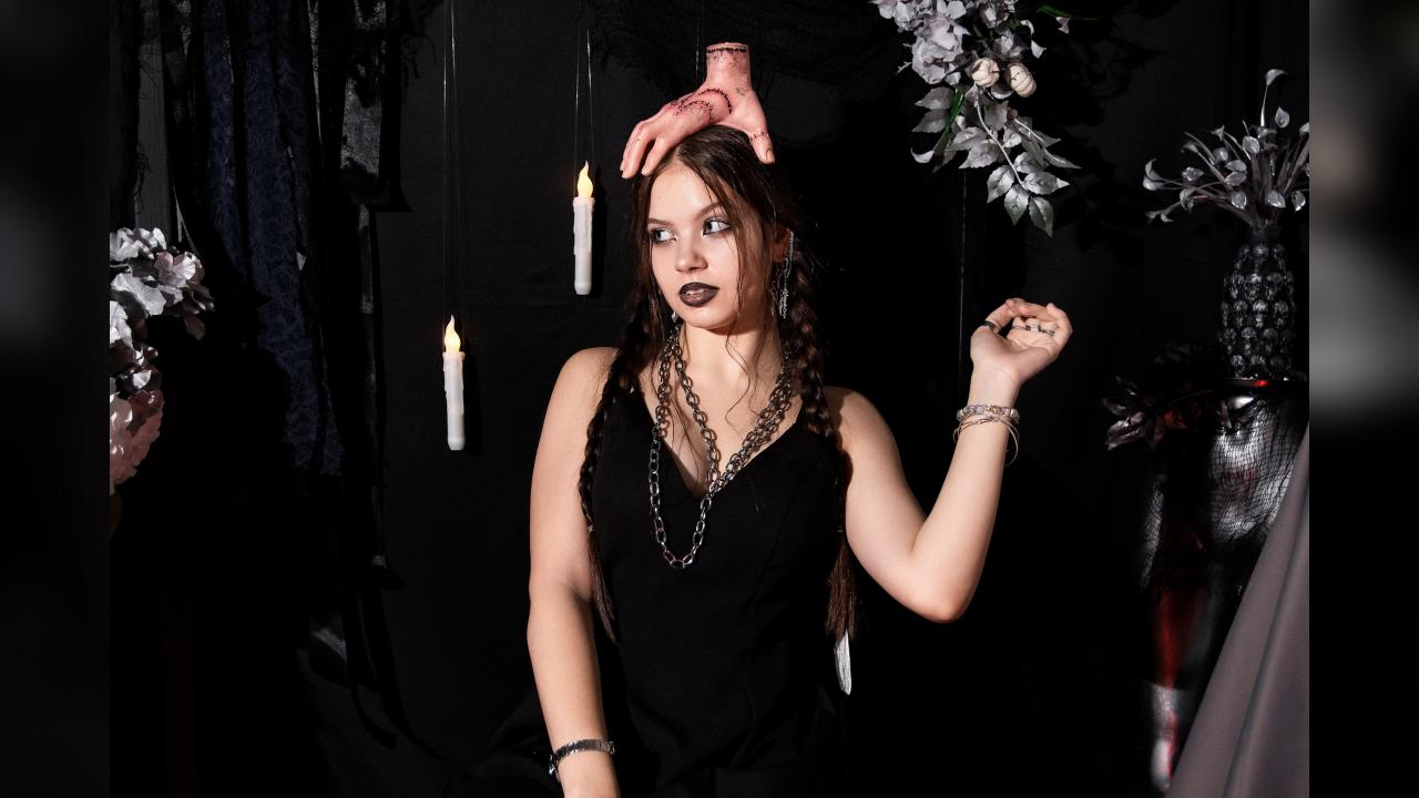 Webcam chat profile for BettySecret: Legs, feet & shoes