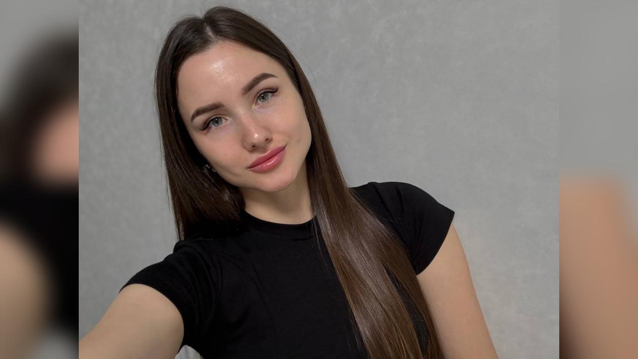 Webcam chat profile for Daciannie: Ask about my Hobbies