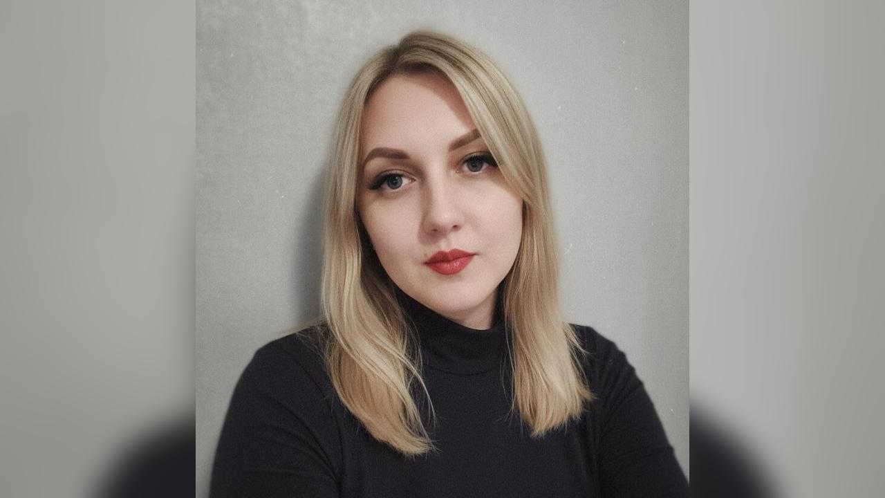 Webcam chat profile for BlondMilf