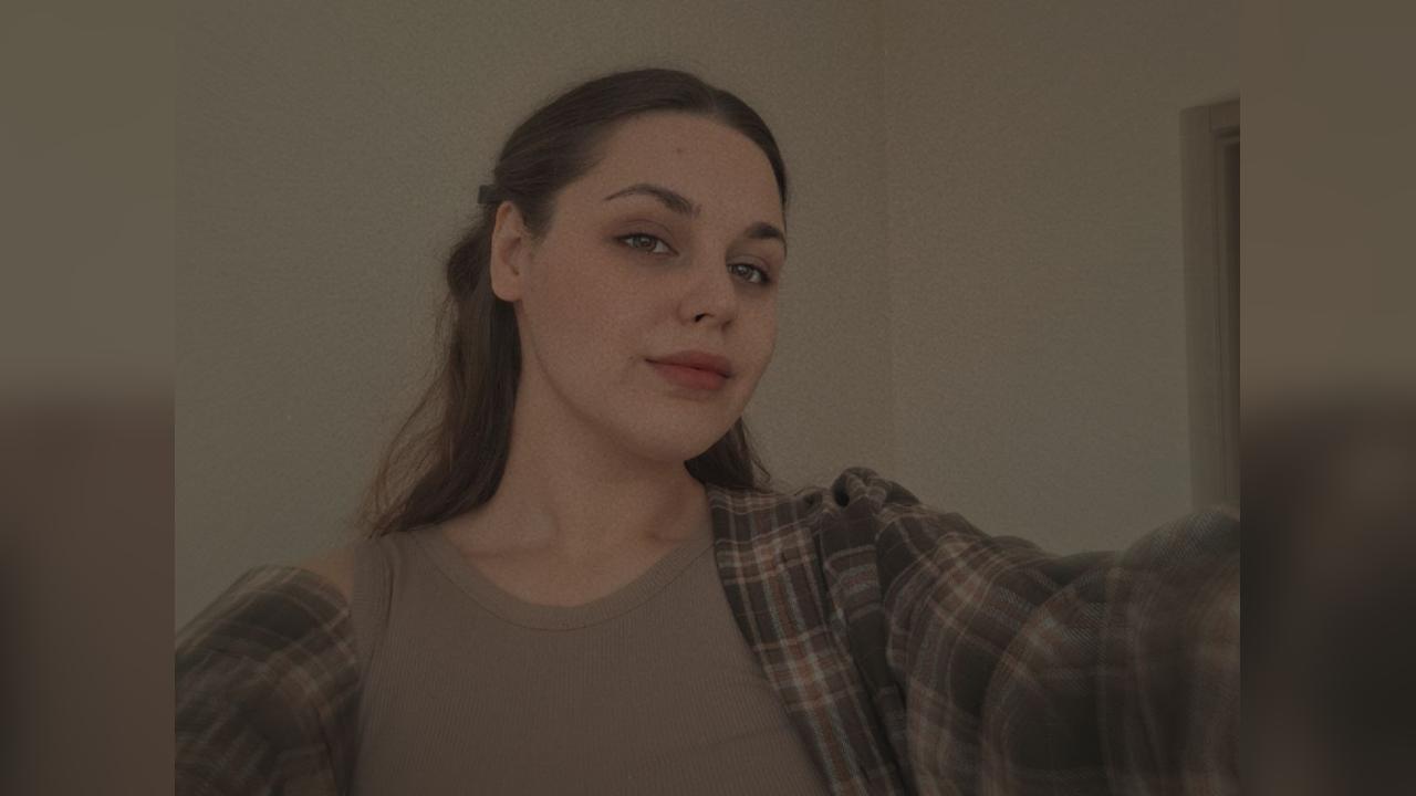 Webcam chat profile for AndreaT64: Lingerie & stockings