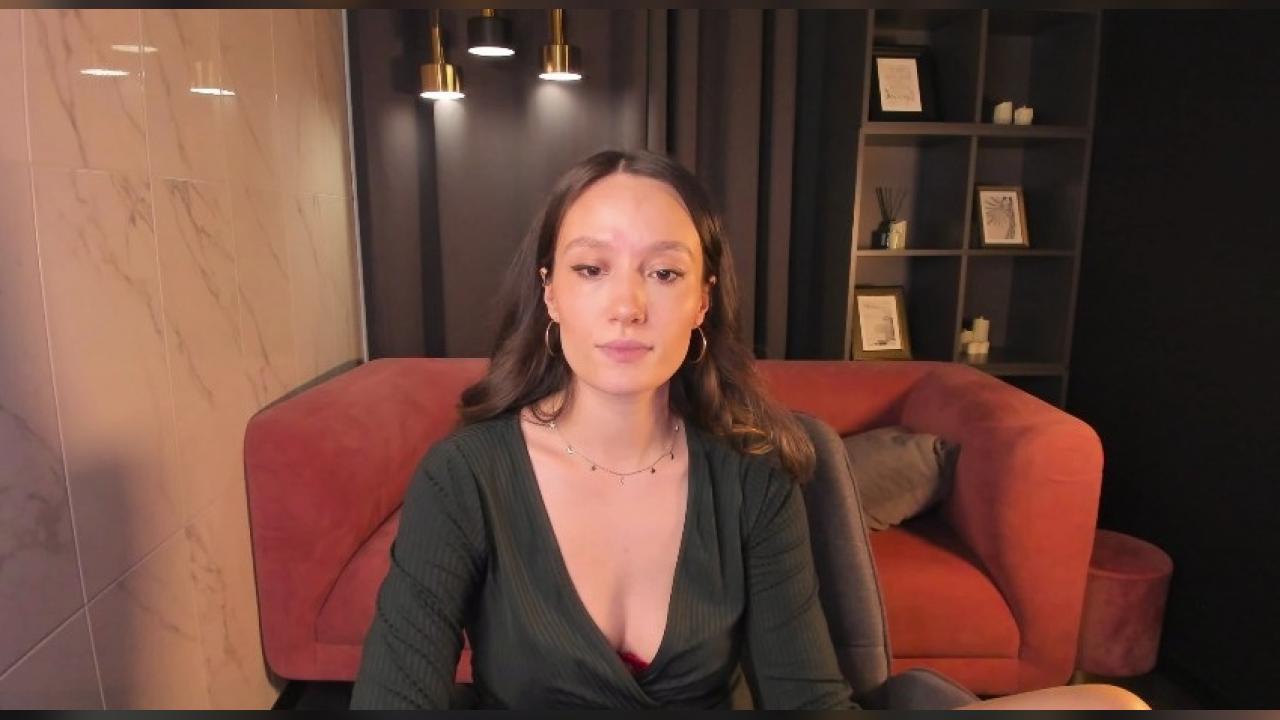 Webcam chat profile for AgnesGoddes: Legs, feet & shoes