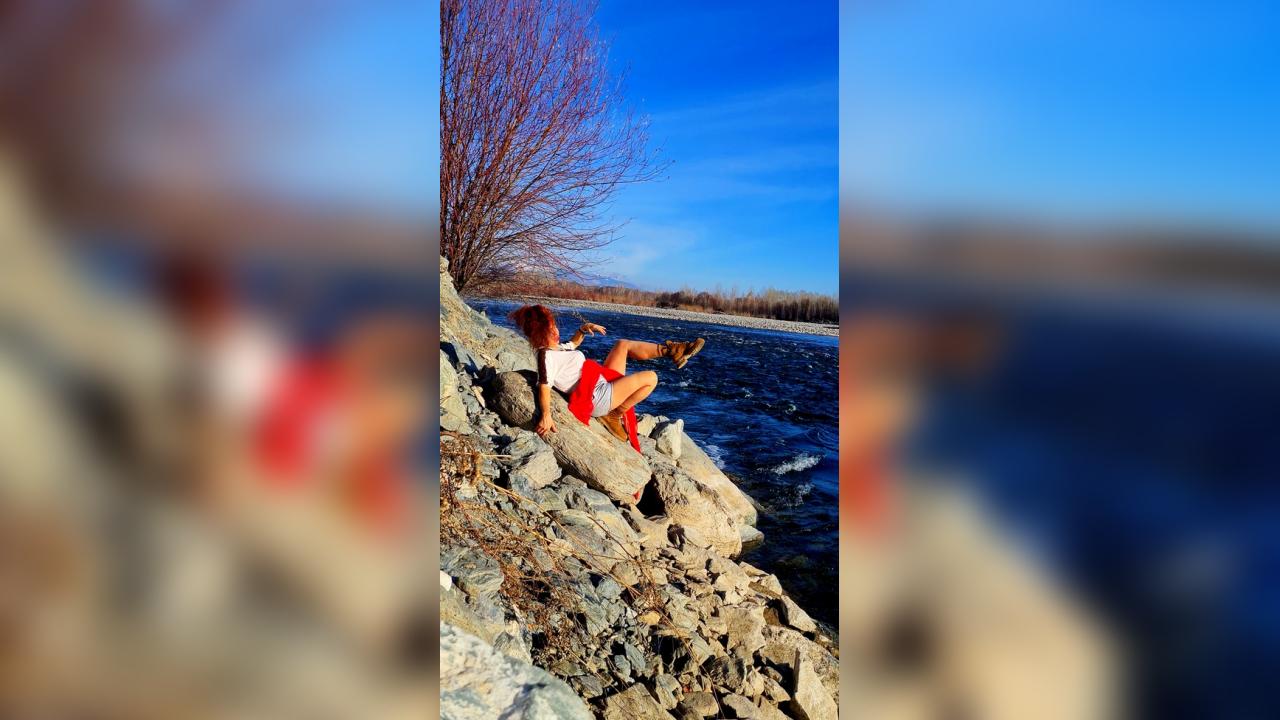 Webcam chat profile for Amla: Dancing