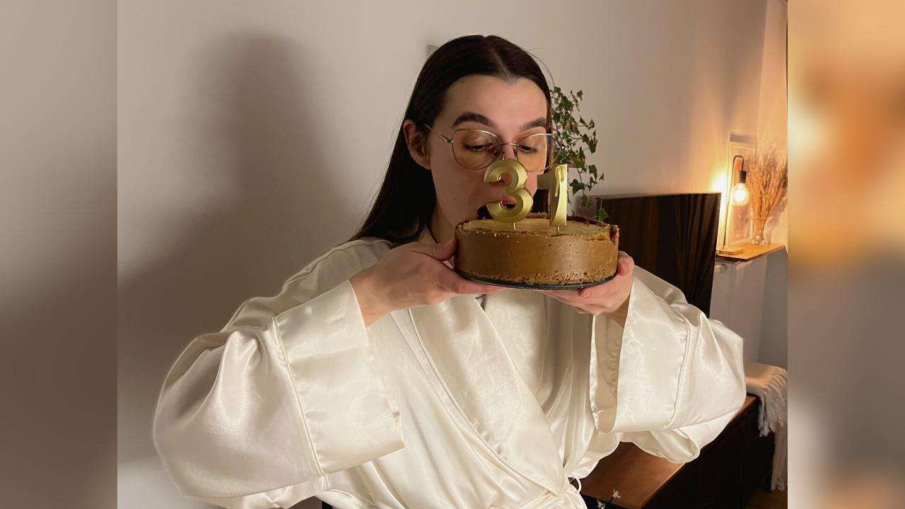 Webcam chat profile for Oliviia: Dancing