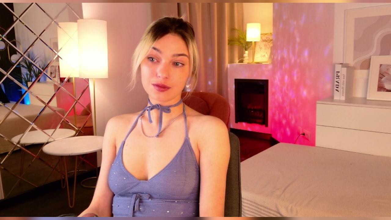 Webcam chat profile for AlysiaSun: Legs, feet & shoes