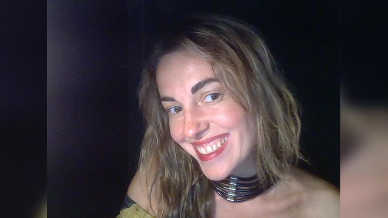 Webcam chat profile for VivienMuse: Outfits