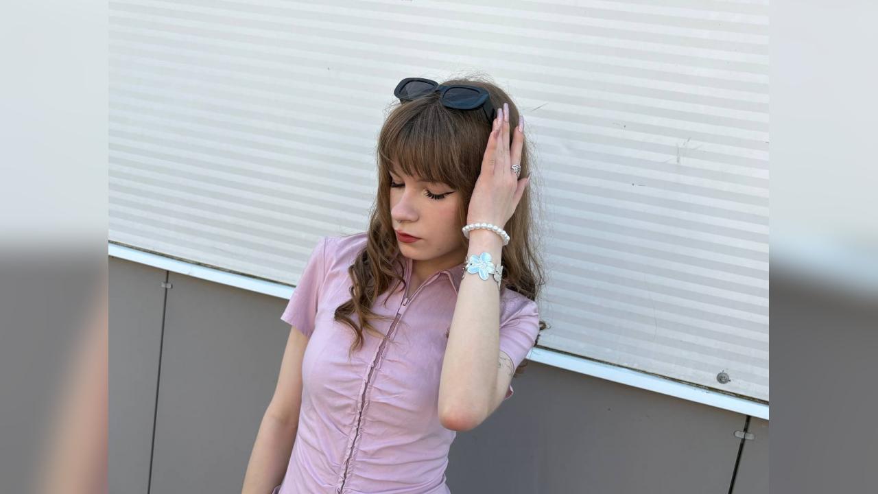 Webcam chat profile for Softkittyy: Outfits