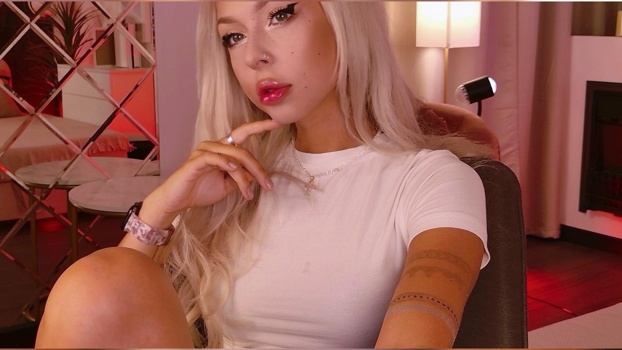 Webcam chat profile for AlaskaLane: Legs, feet & shoes