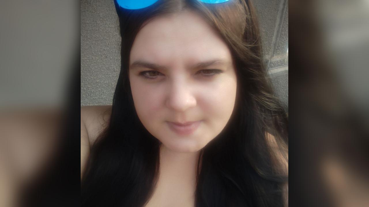 Webcam chat profile for Enorielle: Ask about my Hobbies