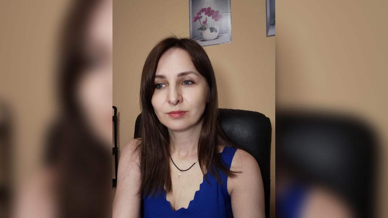 Webcam chat profile for LisaBlonde