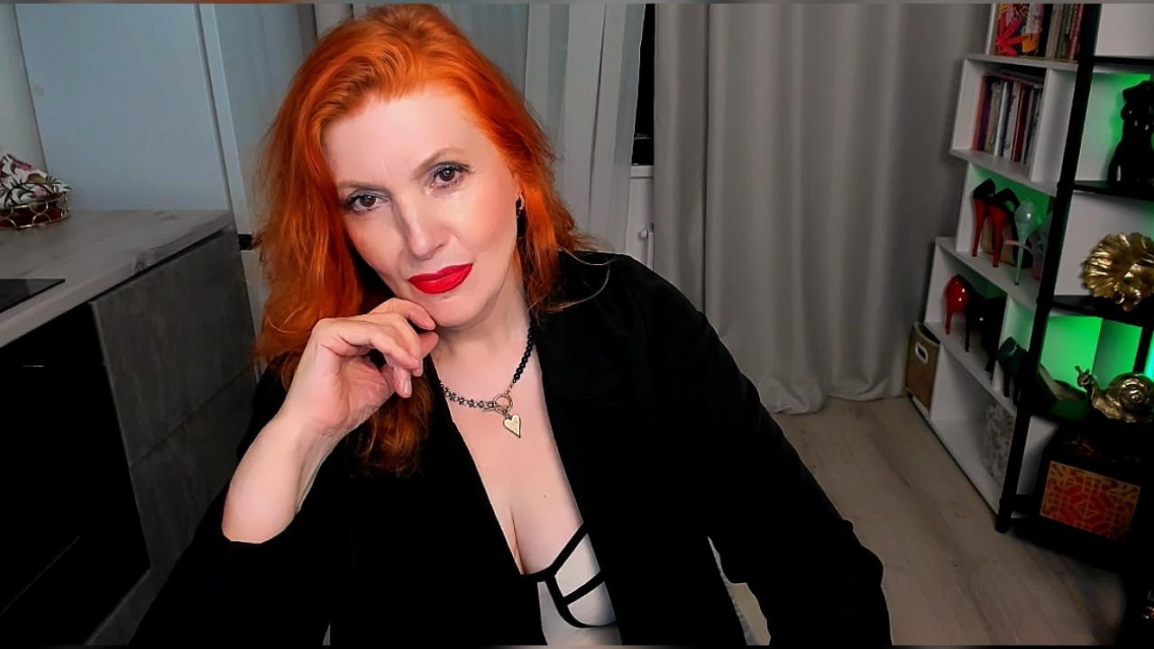 Webcam chat profile for AlmazFireFoxOne: Kissing