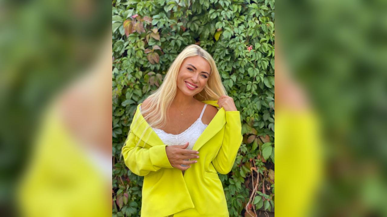GoldenFlirt