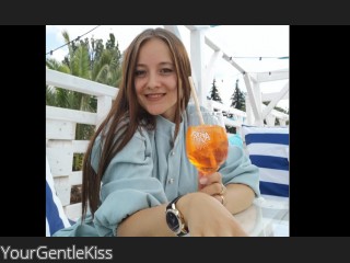 Image of cam model YourGentleKiss from CamContacts