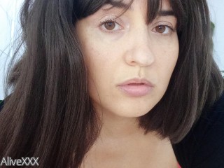 Image of cam model AliveXXX from CamContacts