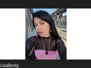 Image of cam model LizaBooty from CamContacts
