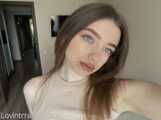 Webcam model Lovintrra from CamContacts