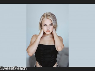Image of cam model SweeetPeach from CamContacts