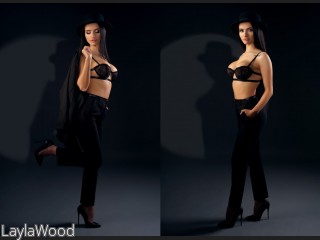 Image of cam model LaylaWood from CamContacts