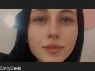 Image of cam model EmilyDevis from CamContacts