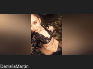 Image of cam model DaniellaMartin from CamContacts