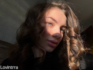 Image of cam model Lovintrra from CamContacts