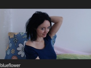 Image of cam model blueflower from CamContacts