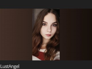 Image of cam model LustAngel from CamContacts