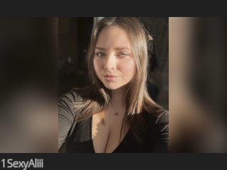 Image of cam model 1SexyAliii from CamContacts