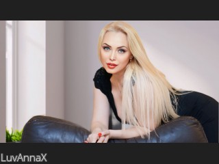 Image of cam model LuvAnnaX from CamContacts