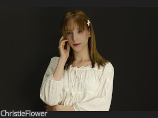 Image of cam model ChristieFlower from CamContacts