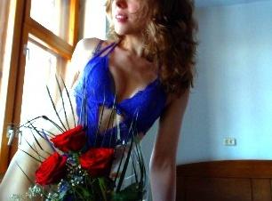 Webcam chat profile for MissLovely1: Leather