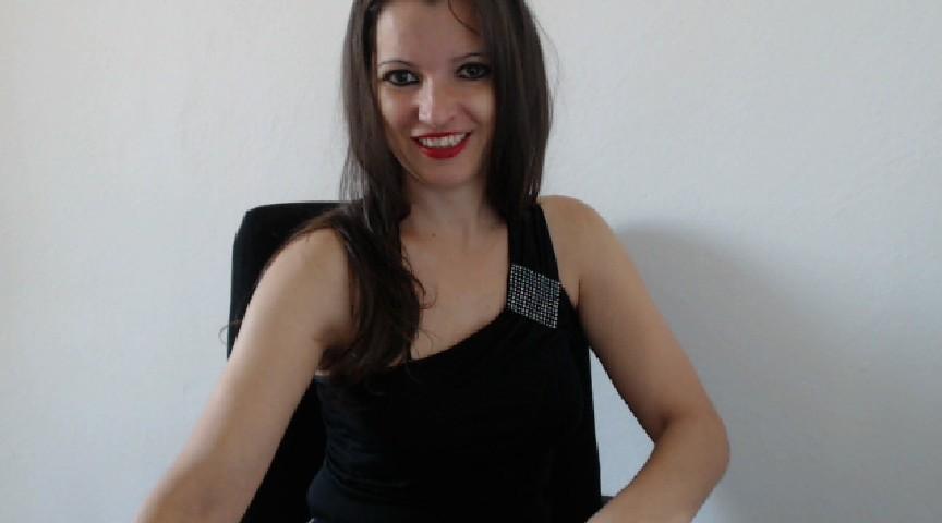 Webcam chat profile for dimitra: Dominatrix